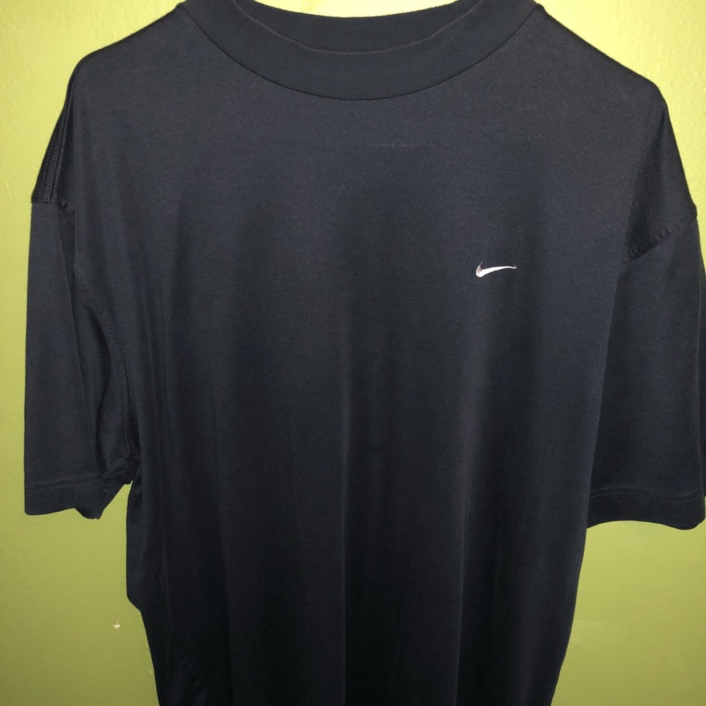 XL NIKE DRIFIT TEE